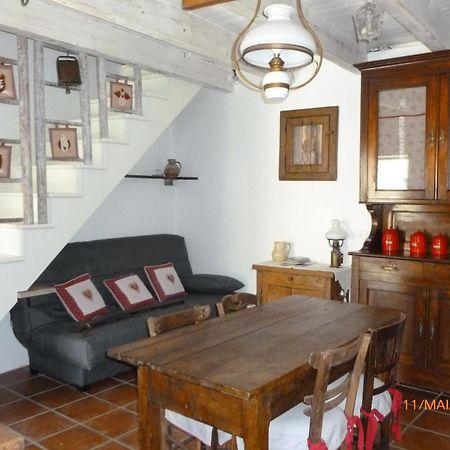 Maison De Village Saint-Paul-des-Fonts ภายนอก รูปภาพ