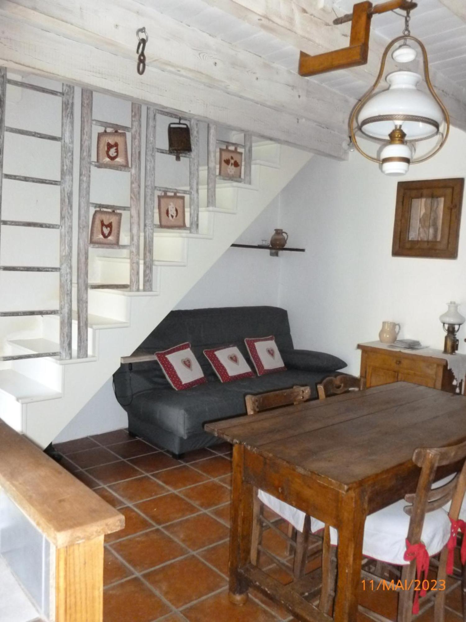 Maison De Village Saint-Paul-des-Fonts ภายนอก รูปภาพ
